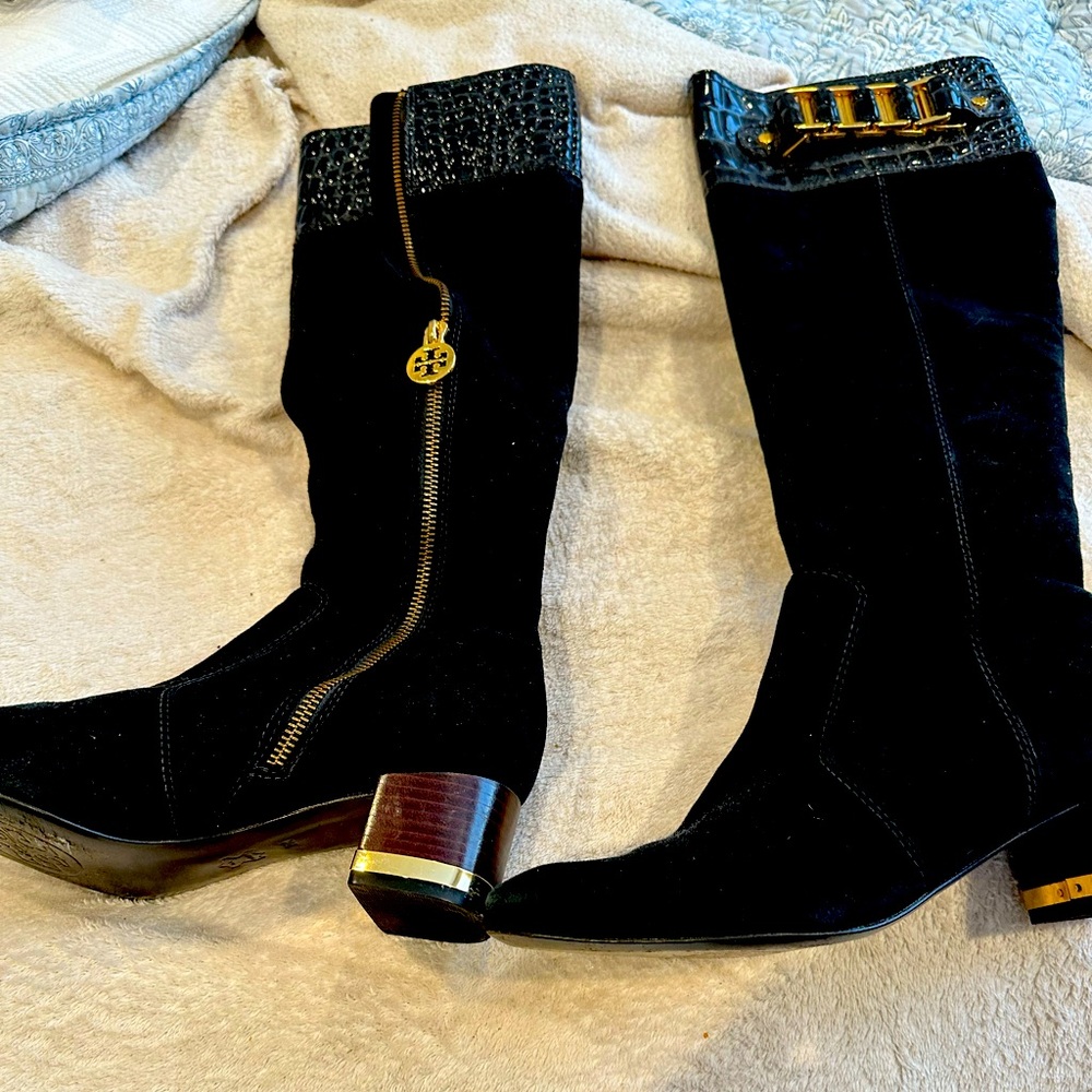 Tory Burch Gorgeous black suede with patent leather detailing boots size 7